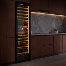 Bolero GrandSommelier Duo 176000 Black Vinoteca libre instalación, 195.5x59.5cm, 176 Botellas, Dual Cooling, 2 Zonas temperatura, Rango 5-20ºC, Display LED, Doble Vidrio UV, 12 Bandejas madera, luz LED, Alarma temperatura y puerta, Filtro carbón activo, Compresor.