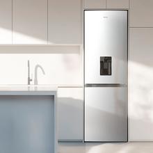 Bolero CoolMarket Combi 296 DF WD Inox Frigorífico combi en inox con función DeFrost de 185x60cm, Volumen de conservación de 296 Litros, dispensador de agua integrado, Iluminación interior y Cajón para frutas y verduras.