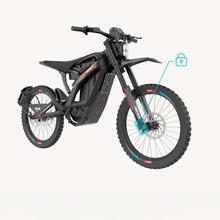 VOLT-R Motocicleta eléctrica urbana con potencia máxima de 6.400 W y autonomía de hasta 75 km. Equipada con motor central para una entrega de potencia equilibrada y batería extraíble para facilitar la recarga. Homologada como L3e, apta para permiso A1 o B con más de 3 años de antigüedad. Incorpora neumáticos all-terrain que mejoran la versatilidad en uso urbano.