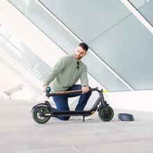 Bongo Serie M30 Connected Coloring Tech Patinete eléctrico con potencia máxima de  700 W y S-Driving System. Con autonomía de hasta 30 km. Certificado por la DGT.