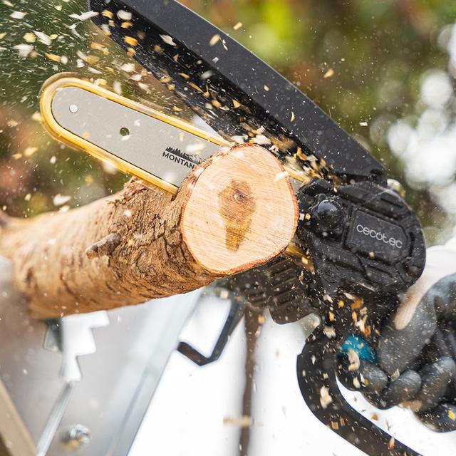 MontanaForce 6000 Hand Sierra de podar 6". Motor sin escobillas, Brushless. Batería 21V. Engrasador a botón. Incluye maletín, cadena extra y set de accesorios.