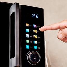 Proclean 6130 Black with colorful screen Micro-ondas digital com botões táteis de 20L e 700W com grill de 800W.