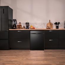 Bolero Aguazero 6620 Full-BI Matt Black Glass Lave-vaisselle Bolero encastrable en verre noir de 60 cm avec capacité pour 15 couverts, classe C, 8 programmes, moteur Inverter, écran FullColor, Smart Wash, UV Light, Turbo Dry+, AutoClean, Demi-charge, Dual Zone Wash, Delay Start, ChildLock, panier supérieur réglable et tiroir à couverts.