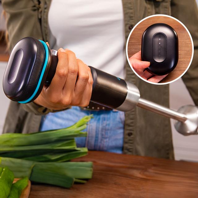 BlendGo Hand Batidora de mano con batería, indicadores luminosos, protección avanzada y accesorios para una experiencia de cocina superior.