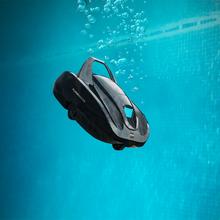 Conga Pooldroid 2000 FloorMaster Robot limpiafondos inalámbrico para piscinas sin pendientes. Apto para superficies de hasta 80 m2 y una profundidad máxima de 2,5 metros. 100 minutos de autonomía. Filtro de alta eficiencia de 100 μm. Capacidad de 2,5 L.
