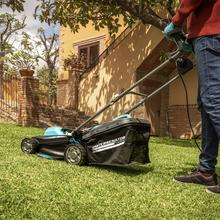 Terrenator 360 Flex Z Cortacésped cable con 1500W. Ancho de corte 36cm. Cambio de altura sistema Z-Tech. 3in1 con mulching. Ruedas trraseras XL. Seguridad con tecnología BeltDrive.