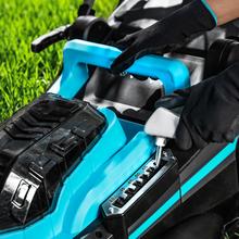 Terrenator E7 Liberty Z Plus Cortacésped motor sin escobillas Brushless. Funciona con 2 baterías 21V 4Ah. Cambio de altura sistema Z-Tech. Ancho de 43cm. 3in1 con mulching. Ruedas traseras XL.