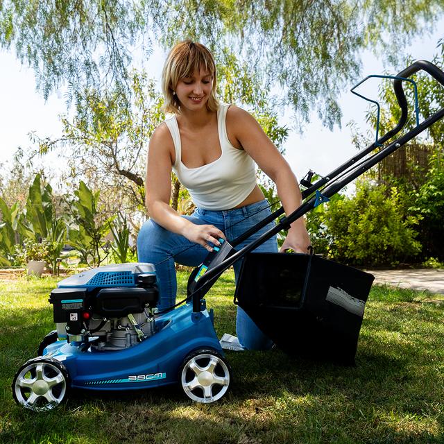 Terrenator 2700.39 Power Benzin-Rasenmäher 127cc. Breite 39cm. Einstellbare Schnitthöhe. 2in1.