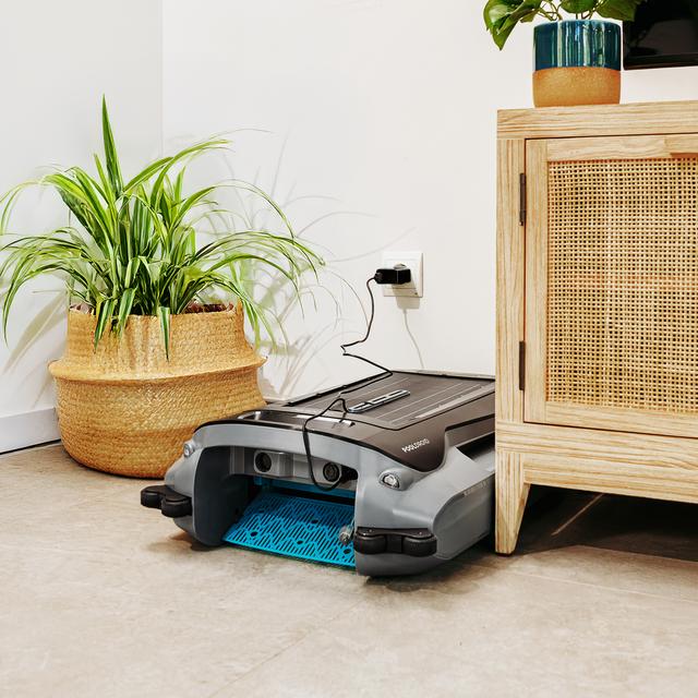 Conga Pooldroid AquaSkater Robots limpiapiscinas para la superficie solar