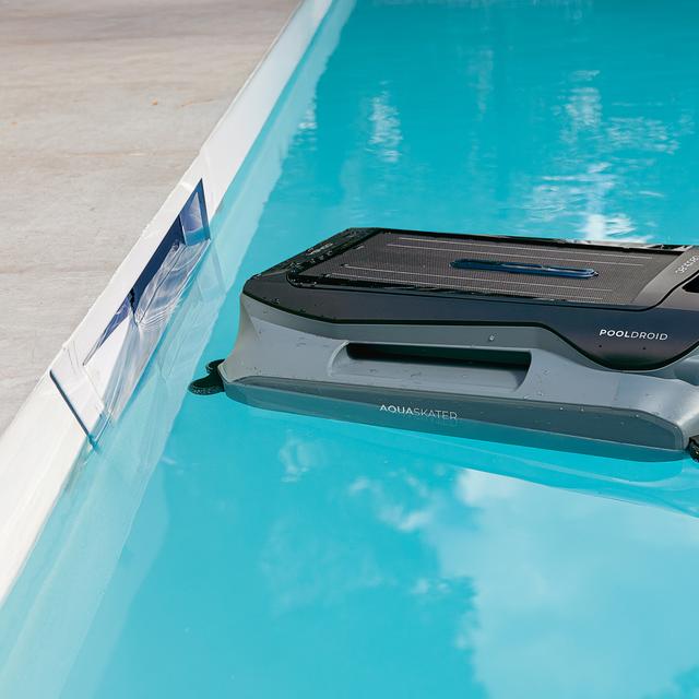Conga Pooldroid AquaSkater Robots limpiapiscinas para la superficie solar