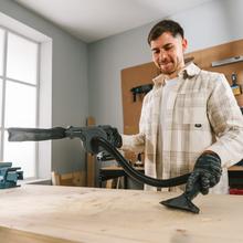 AirForce 2120 FreeMove Soplador multifunción con batería 21V. Velocidad hasta 200km/h. Incluye accesorios para aspirar e inflar. Incluye tubos de largo y corto alcance.