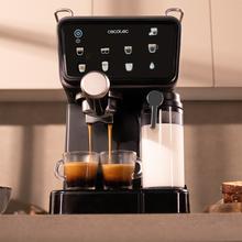 Power Espresso Touch ColdBrew Latte Cafetera semiautomática con sistema Coldbrew, pantalla táctil y depósito de leche.