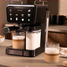 Power Espresso Touch ColdBrew Latte Cafetera semiautomática con sistema Coldbrew, pantalla táctil y depósito de leche.