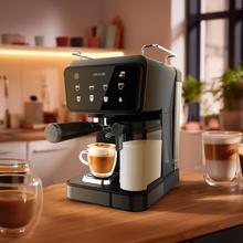 Power Espresso Touch ColdBrew Latte Cafetera semiautomática con sistema Coldbrew, pantalla táctil y depósito de leche.