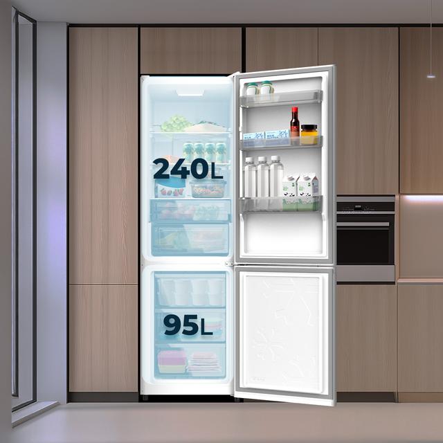 Bolero CoolMarket Combi 335 White E Frigorífico combi blanco de libre instalación, 195,3cm alto por 59,5cm ancho, Capacidad 335L, No Frost, Compresor Inverter Plus, Cajón temperatura variable Fresh Flex, Cajón con control de humedad,  Multi AirFlow, Fast Cooling y Fast Freezing, Luz Led, Apertura 90º,  Control electrónico, Puerta Reversible, Estantes de cristal y Clase E.