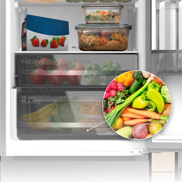 Bolero CoolMarket Combi 335 Inox E Frigorífico combi inox de libre instalación, 195,3cm alto por 59,5cm ancho, Capacidad 333L, No Frost, Compresor Inverter Plus, Cajón temperatura variable Fresh Flex, Cajón con control de humedad,  Multi AirFlow, Fast Cooling y Fast Freezing, Luz Led, Apertura 90º,  Control electrónico, Puerta Reversible, Estantes de cristal y Clase E.