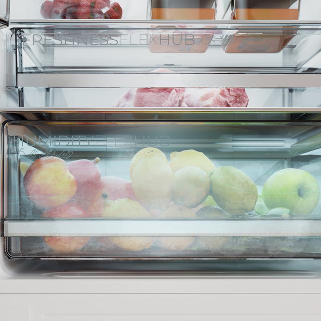 Bolero CoolMarket Combi 335 White Glass E Réfrigérateur-congélateur en verre blanc pose libre, 195,3 cm de hauteur, 59,5 cm de largeur, capacité de 335 L, No Frost, compresseur Inverter Plus, compartiment Fresh Flex 0 ºC avec contrôle de l'humidité, Multi AirFlow, Fast Cooling et Fast Freezing, bac à fruits et légumes, lumière LED, contrôle électronique, porte réversible, clayettes en verre et classe E.