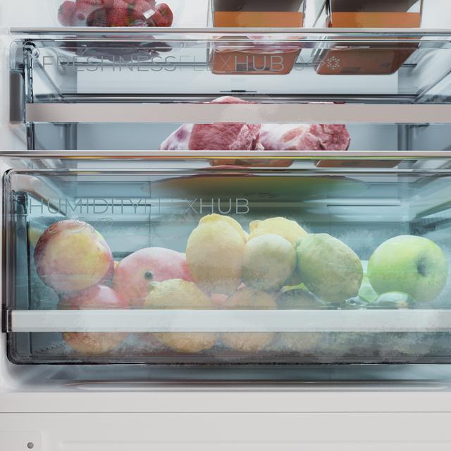 Bolero CoolMarket Combi 335 Black Glass E Réfrigérateur-congélateur en verre noir pose libre, 195,3 cm de hauteur, 59,5 cm de largeur, capacité de 335 L, No Frost, compresseur Inverter Plus, compartiment Fresh Flex 0 ºC avec contrôle de l'humidité, Multi AirFlow, Fast Cooling et Fast Freezing, bac à fruits et légumes, lumière LED, contrôle électronique, porte réversible, clayettes en verre et classe E.