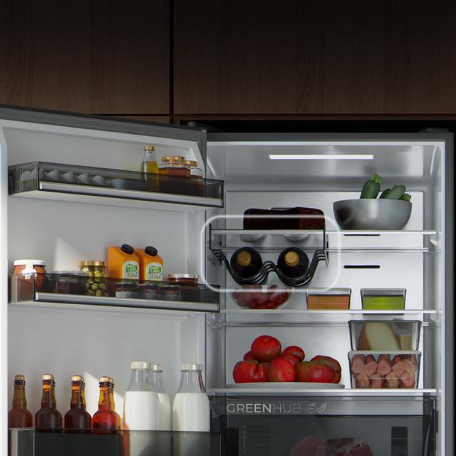 Bolero CoolMarket Combi 409 Inox C Frigorífico Combi Inox, Clase C, MAX INSIDE con VIP tech, Cool Matrix, Cajón Variable 6 temperaturas con control de humedad, Total No Frost, Compresor Inverter Plus, Multi AirFlow, 409 L, 185x59,5cm, Funciones Fast Cooling y Fast Freezing, Modo Smart, Green HUB XL, Display Exterior, Puertas Reversibles, Botellero y Bandejas Cristal.