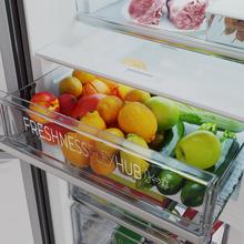 Bolero CoolMarket Combi 456 Dark C Dunkler Kombi-Kühlschrank, Klasse C, MAX INSIDE mit VIP-Technologie, Cool Matrix, Schublade mit variabler 6-Temperaturen-Steuerung und Feuchtigkeitskontrolle, Total No Frost, Inverter Plus-Kompressor, Multi AirFlow, 456 l, 201 x 59,5 cm, Schnellkühl- und Schnellgefrierfunktionen, Smart-Modus, Green HUB XL, Außendisplay, Türen umkehrbar, Flaschenregal und Glastabletts.