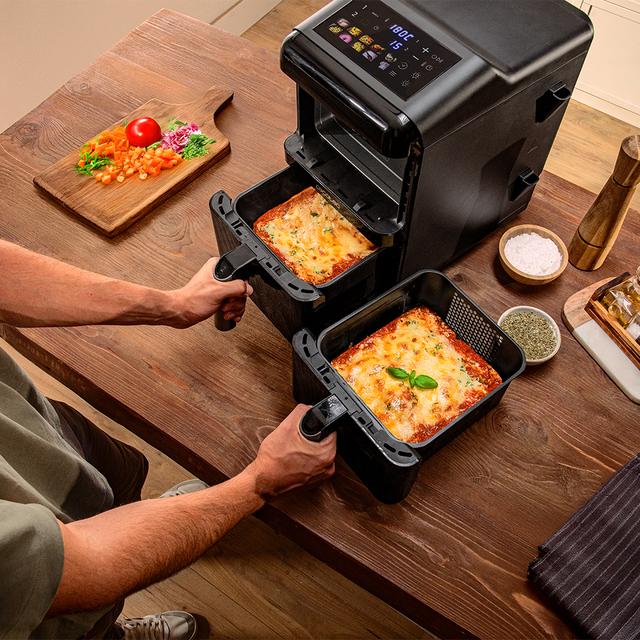 Cecofry DuoLevel 12000 Window Friggitrice ad aria da 12L con finestre, con cestelli sovrapposti da 6 litri, potenza di 2900 W, controllo touch e 10 programmi preimpostati per una cottura veloce e salutare.
