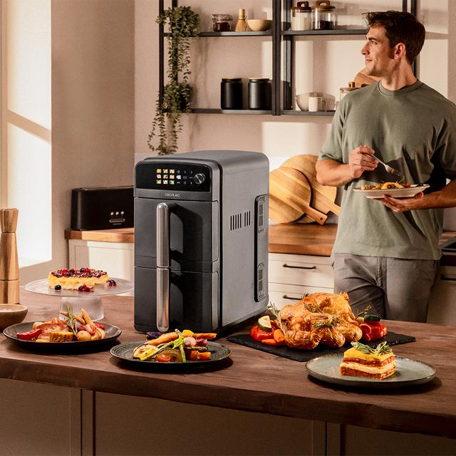 Freidora Cecotec DuoLevel 10000 en cocina con recetas preparadas