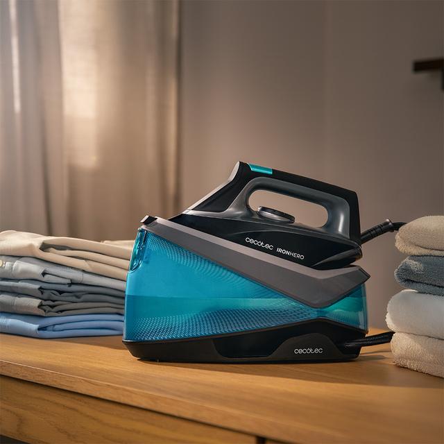 IronHero H-2800 Station Centro de planchado vertical de 2800 W con suela cerámica Turbo Slide y vapor continuo de 135 g/min, ideal para eliminar arrugas fácilmente.Incluye tecnología I-Pump, punta de precisión, control de temperatura y sistema antical Cyclo Clean para un rendimiento duradero. Seguridad garantizada con apagado automático Smart Auto Off.