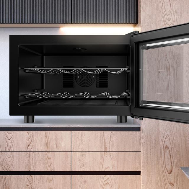 Bolero GrandSommelier 800H CoolCrystal Vinoteca Termoeléctrica Horizontal, Capacidad 8 Botellas, Silenciosa 35dB, Temperatura 8 a 18ºC, Humedad 50%-80%, Estantes Metálicos, Control Táctil, Clase E, Luz LED, Negra