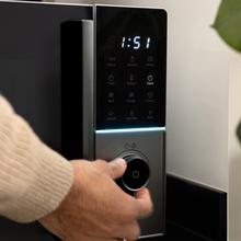 Proclean 2800 Microondas digital con botones táctiles y knob de 28L y 900 W.