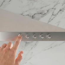 Bolero Flux PM 904000 Inox ACappa aspirante piramidale Cecotec Bolero Flux PM 904000 Inox A, larghezza 90 cm, finitura in acciaio inox, motore DC, classe di efficienza energetica A, 382,5 m³/h, luce LED e filtri a carbone in dotazione