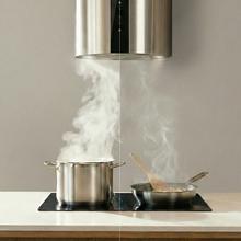 Bolero Flux DRT 358000 Inox A++ Hotte aspirante murale ronde de 35 cm de diamètre, aspiration jusqu’à 715 m3/h, finition inox, classe A++, moteur DC, contrôle tactile, filtres à charbon inclus.
