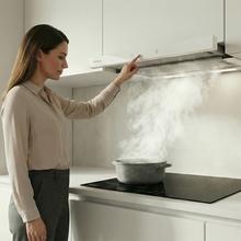 Bolero Flux TLT 605501 Glass White A++ Cecotec Campana Extractora Telescópica de 60cm, con 606,4m³/h de succión, Clase A++, Control Táctil Invisible, Cristal Frontal en Blanco, Cuerpo en Acero Inox, Motor DC, Hand Movement Control, Función Booster, Filtros Lavables, Opción de filtros de carbono incluídos para recirculación.