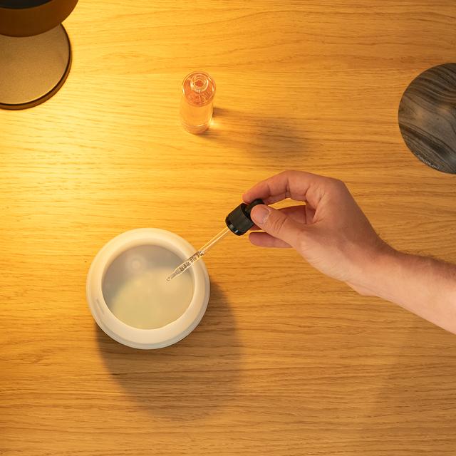 Pure Aroma 150 Yin Grey Humidificador ultrasónico con difusor de aromas, depósito de hasta 150 ml y 7 colores LED.