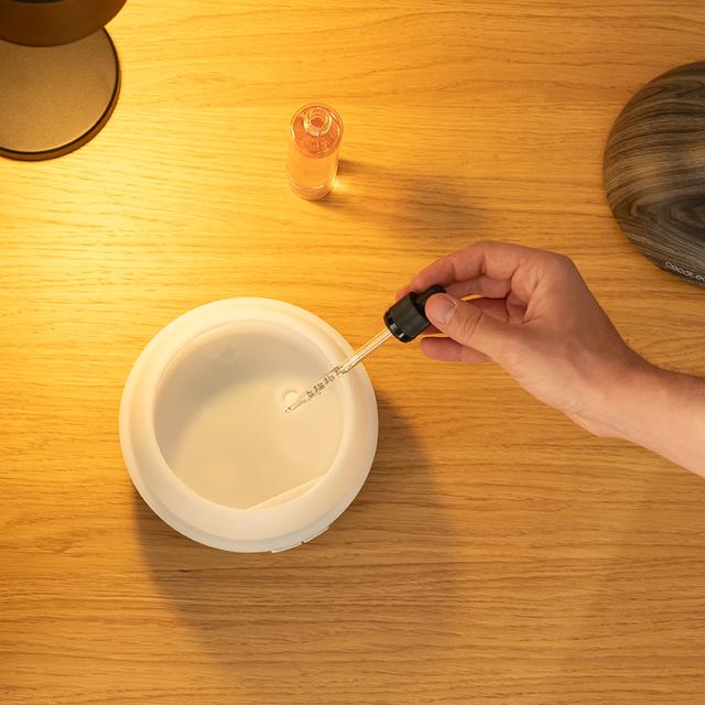 Pure Aroma 300 Yin Grey Humidificador ultrasónico con difusor de aromas, depósito de hasta 300 ml y 7 colores LED.