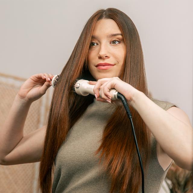 InstantCare ThermoGlow Cepillo con Infrarrojos y Tecnología Iónica, 5 Temperaturas, 38mm, Función Memoria, Pantalla, Apagado Automático y Cable Giratorio