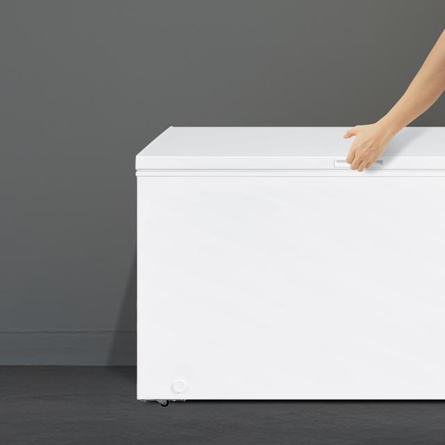 Bolero CoolMarket Chest 418P White D Cecotec - Congelador Horizontal 418L, Cesta con asas, Control Electrónico LED, Ruedas EasyMove, Clase Energética D, UltraContact D-Cool, Dual Function, Puerta ZeroG (80º-30º) y Fast Freezing.
