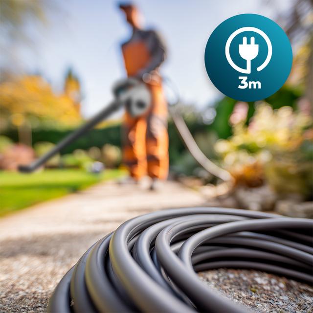 Soplador AirForce 720 Soffiatore con cavo con potenza di 700 W. Libertà di movimento con cavo da 3M.  Multifunzione con molteplici accessori. Massima versatilità.