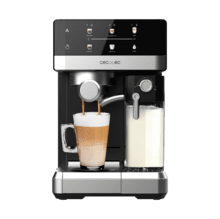Power Espresso 20 Touch & Cream Cafetera semiautomática táctil con depósito de leche.