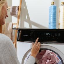 Bolero DressCode Dry 9400 Inverter Sèche-linge blanc de 9 kg avec pompe à chaleur, Classe C (anciennement A+++), Moteur Inverter Plus, Full Touch control, 15 programmes, séchage automatique, Repassage facile, Stop&Go, tambour en acier inoxydable, Fonction silence, Delay Start et KidLock