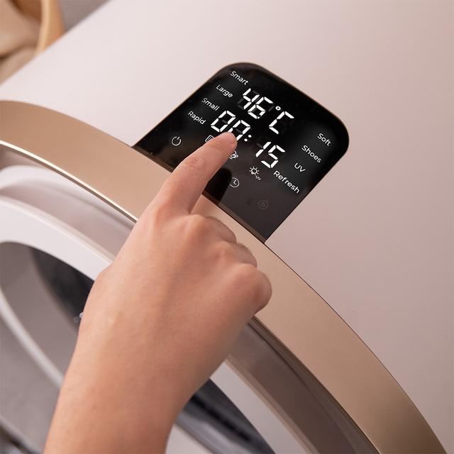 Detalle del panel Control Touch de la Cecotec Bolero DressCode Dry 3500V Gold