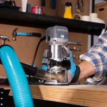 MultiShape 500 Fresadora con 710W de potencia. Incluye 5 fresas y cabezales de diferentes tamaños. Velocidad y profundidad regulable. Incluye tope paralelo.