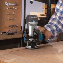 MultiShape 500 Fresadora con 710W de potencia. Incluye 5 fresas y cabezales de diferentes tamaños. Velocidad y profundidad regulable. Incluye tope paralelo.