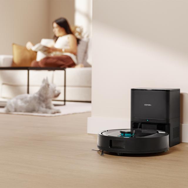 Conga Y80 One Robot aspirador con IA Laser Eye y navegación láser inteligente. Aspira, barre, friega y pasa la mopa con 13000 Pa y cepillo antienredos. Autonomía hasta 220 m² y base de vaciado automático