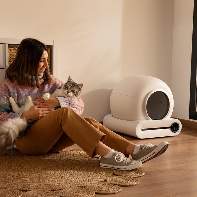 Arenero automático Pumba 8500 CleanKitty Smart Arenero con autolimpieza, triple sistema de desodorización, control por wifi y pantalla, silencioso y seguro con sensor de infrarrojos.