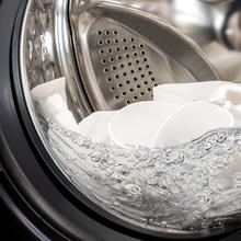 Bolero Wash&Dry 106950 Autodose Inverter 3D Steel Lavadora secadora Autodosis de carga frontal color titanium de 10/6 kg de capacidad, 1400 rpm y clase A, con diseño Core Matrix Screen 9,2" y Core Body, 13 programas y Motor Inverter Plus, SteamMax, secado automático, Sanitize, OnSmart, Fuzzy Logic, Smooth Wash, puerta XXL y luz interior.