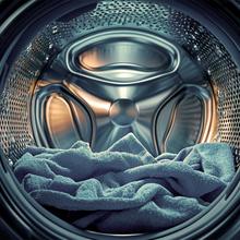 Bolero Wash&Dry 106950 Autodose Inverter 3D Titanium Lavadora secadora Autodosis de carga frontal steel de 10/6 kg de capacidad, 1400 rpm y clase A, con diseño Core Matrix Screen 9,2" y Core Body, 13 programas y Motor Inverter Plus, SteamMax, secado automático, Sanitize, OnSmart, Fuzzy Logic, Smooth Wash, puerta XXL y luz interior.