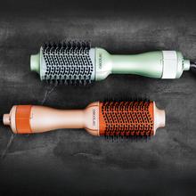 CeramicCare Unique Olive Cepillo de aire voluminizador con revestimiento cerámico con queratina y aceite de argán, con potencia de 1200W y 3 modos