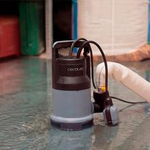 Axike 1100 Dark Bomba de agua sucia 1100W. Hasta 16.000l/h. Altura máxima de bombeo 8,5m y 7m de profundidad. Interruptor flotante. IPX8. Cable 10m y cuerda nylon de 8m.