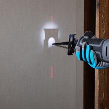 LongFlex 900 ShockAbsorber Sierra de sable de 850W. Velocidad variable. Sistema ShockAbsorber. Mango rotacional. Láser y luz LED. Cambio de cuhilla rápido. Incluye 6 cuchillas.