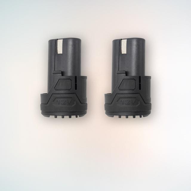 LongFlex 1200 Home&Garden Akku-Säbelsäge.  Enthält 2 x 12V-Akkus. Zubehör zum Schneiden von Ästen. Inklusive 6 Klingen und Koffer.